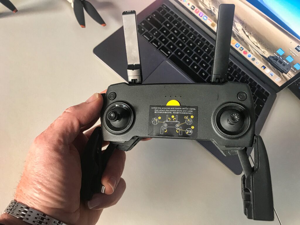 Il radiocomando del DJI MINI 2 SE